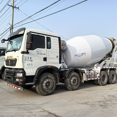 Selling Sinotruk Howo 14-cubic-meter commercial Betonqarışdıran maşınlar