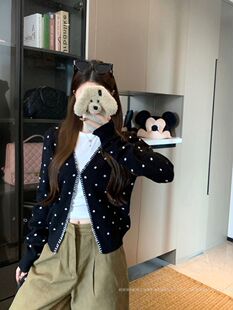 �nϵ���ﴩ���ɫ���c�I�L��ᘿ��_��Ů���ɶ̿�ë�´����