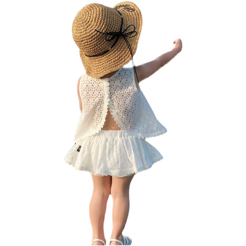 Одежда для девочек 2025 года, милый хлопковый костюм с вырезами для маленьких девочек, летний стильный жилет с открытой спиной для девочек, комплект из двух предметов