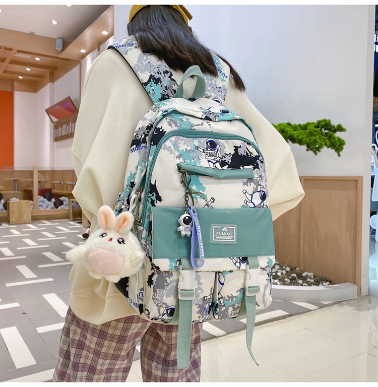 largecapacity backpack junior high college school bag Korean high school students light and casualpicture9