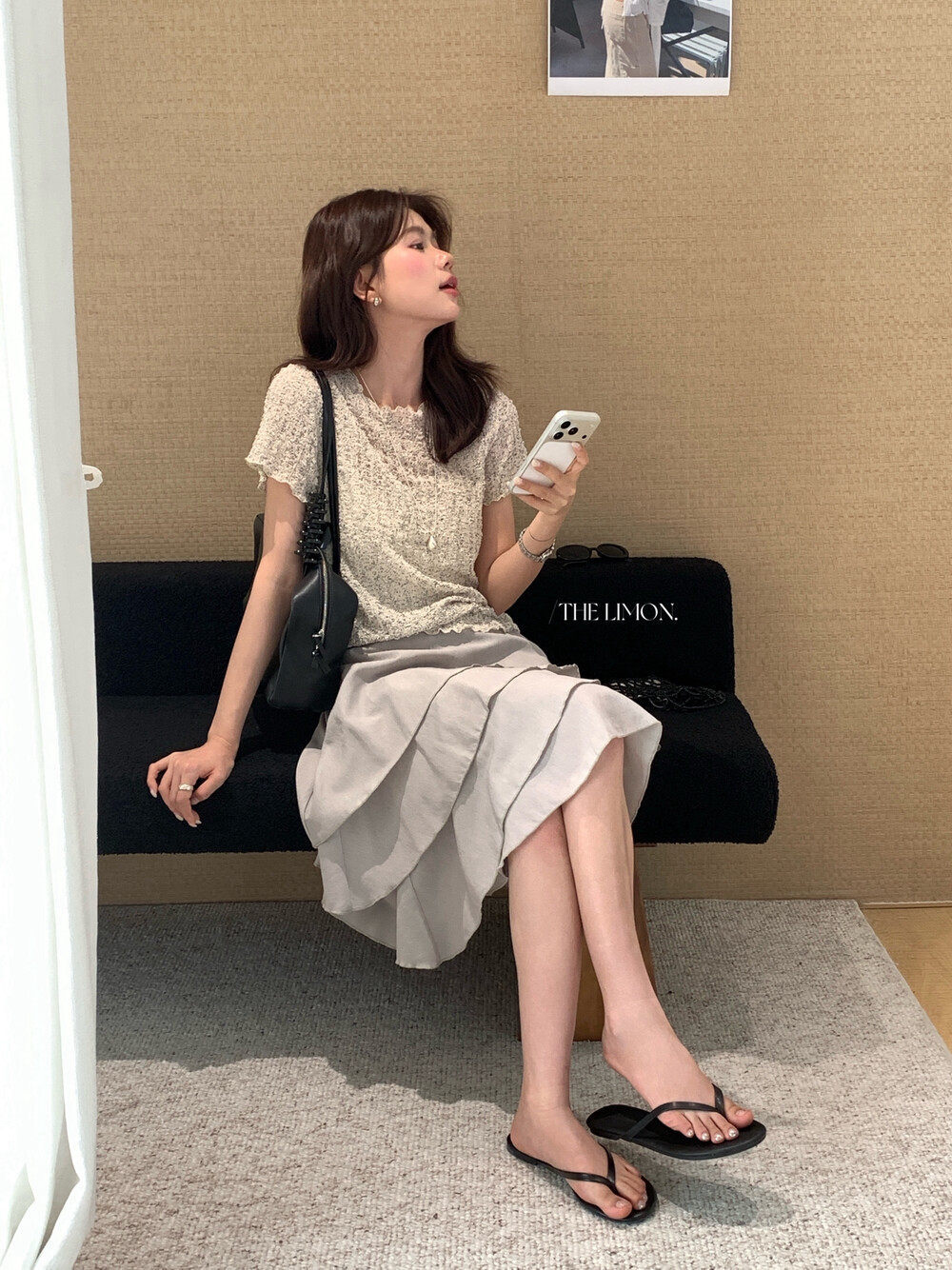 Chân váy midi xếp ly tầng bất đối xứng chất liệu Tencel — màu trắng, Bột cam, màu xám chi tiết 23