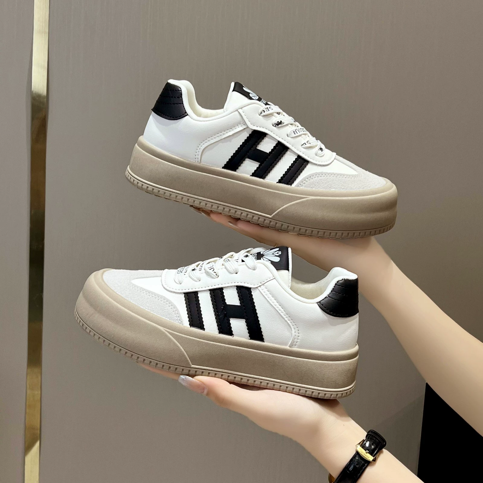 Кроссовки на платформе, летние спортивные туфли