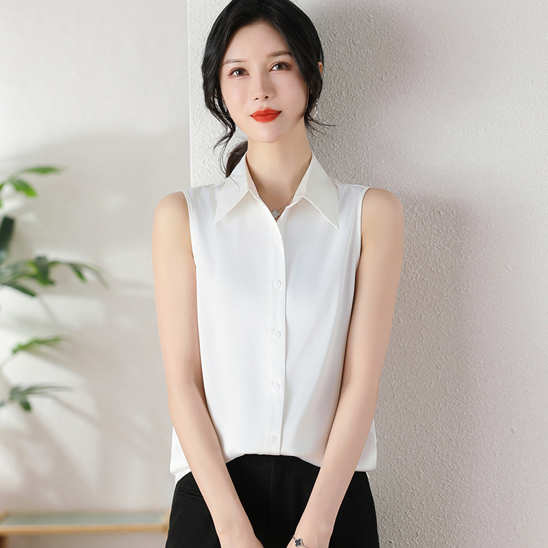 Autumn and winter bottoming sleeveless vest shirt collar overalls solid color white fake collar children's all-match sweater collar