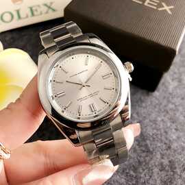 批发银灰表盘银钢表带男士简约商务职场穿搭表男款运动防水手表