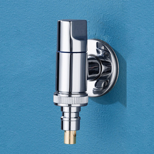 Ultra-short mini all-copper triangular valve household washing machine faucet 4-point automatic water stop nozzle buckle to save space