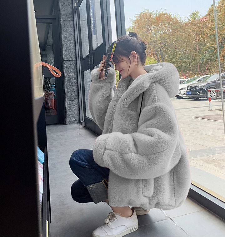 2022 Autumn and Winter New Imitation Fur Coat Women's Imitation Rex Rabbit Fur Hooded Plush Coat Loose Warm