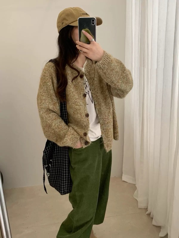 韩系高级感特种花纱圆领毛衣女秋冬新款宽松慵懒减龄针织开衫外套|undefined