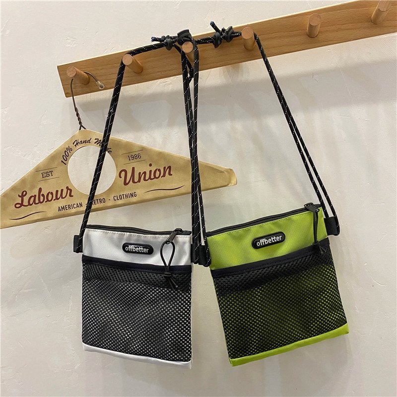 2023潮男运动骑行背包日系斜挎单肩小包女时尚学生手机包便携轻便