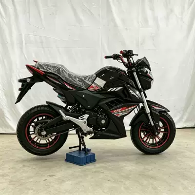 Motosikletlər a Cool Black and Red Appearance