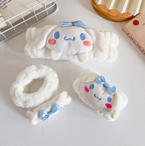 Ventas de nuevos productos niñas dibujos animados lindo Sanrio Yugui felpa Kulo lavado de cara niña diadema tocado