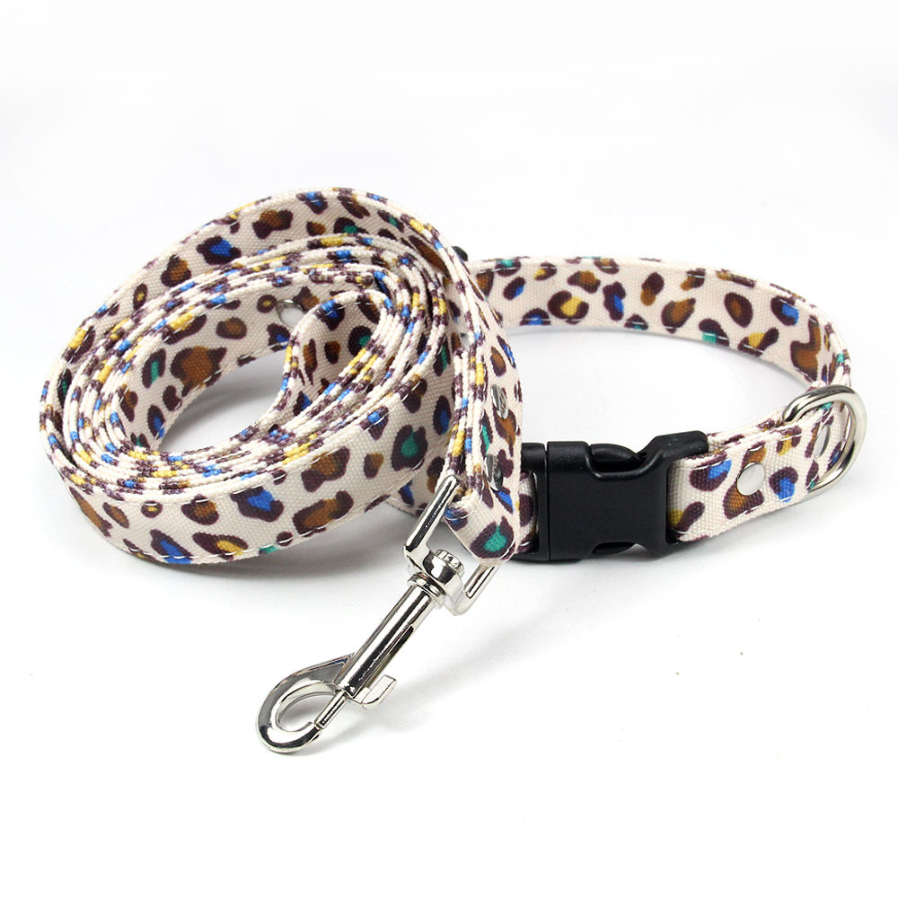 Fashion Leopard Print Canvas Dog Collar Metal Buckle Leash Set Pet Collar display picture 4
