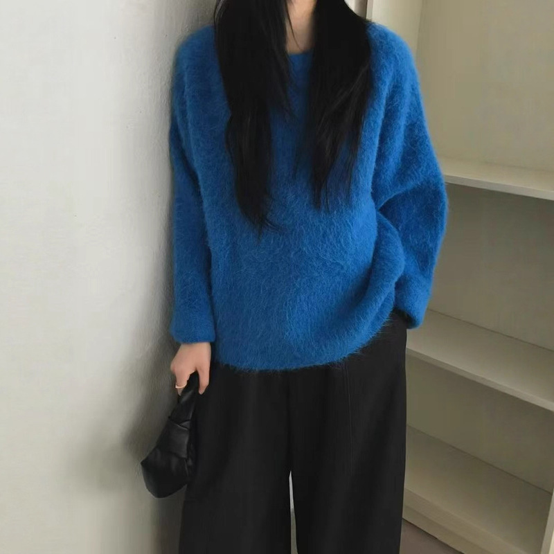 软糯慵懒仿浣熊绒宽松圆领毛衣女秋冬新款时尚减龄毛绒针织衫上衣|undefined
