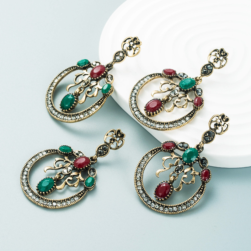 New Style Retro Earrings Simple Personality Rhinestone Earrings Wholesale display picture 2