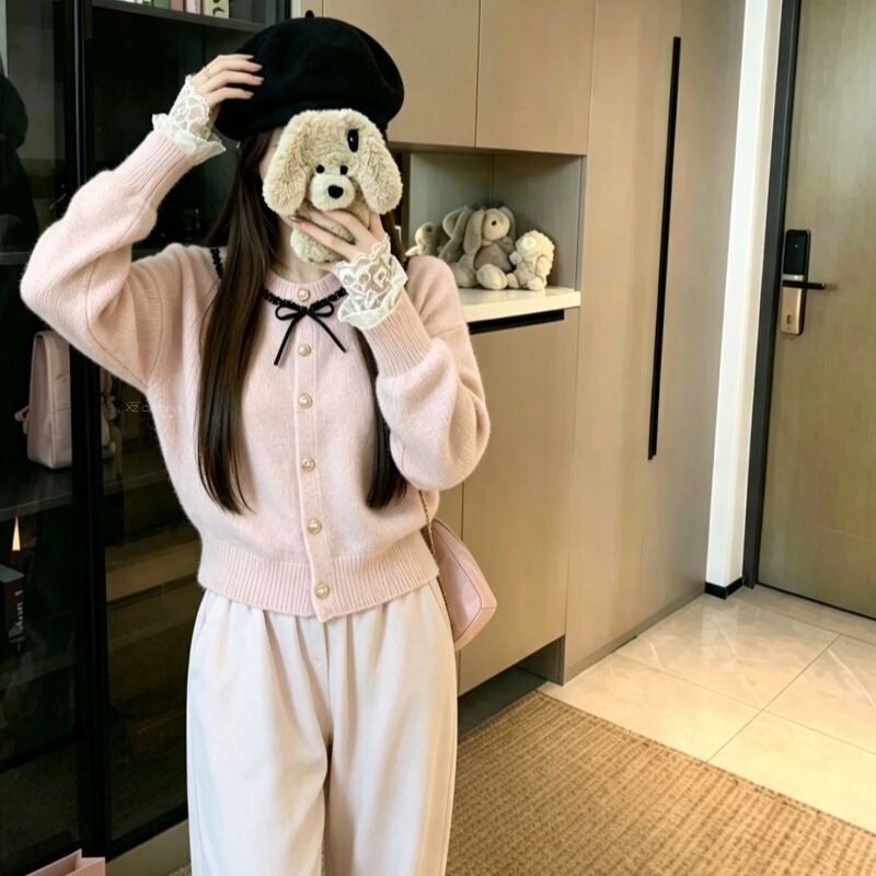 Korean-style autumn and winter new heavy-duty sequin bow knitted cardigan, elegant and versatile, solid color, sweet and chic sweater Korean-style autumn and winter new heavy-duty sequin bow knitted cardigan, elegant and versatile, solid color, sweet and chic sweater