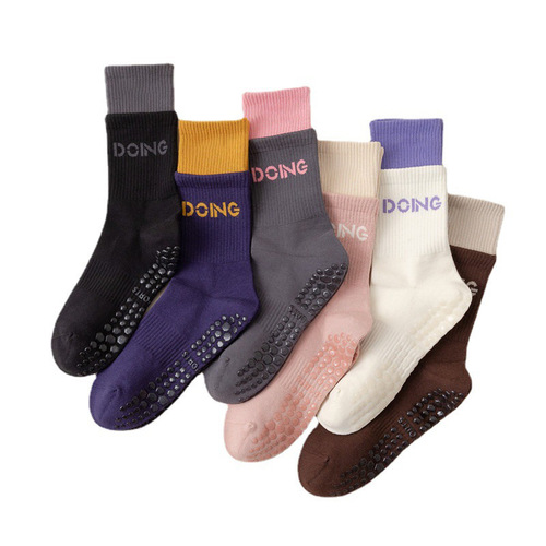 Silicone Anti-slip Yoga Socks for Women, Striped Mid-calf Socks, Cotton Indoor Fitness, Yoga High-calf Sports, Casual Exercise Socks