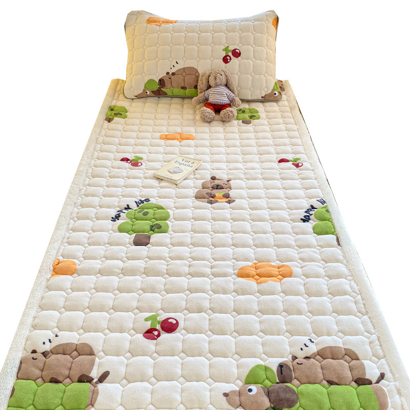 Classe A colchón de terciopelo de leche grueso cojín dormitorio doméstico para estudiantes colchones individuales otoño y invierno colchón de terciopelo cubierta manta