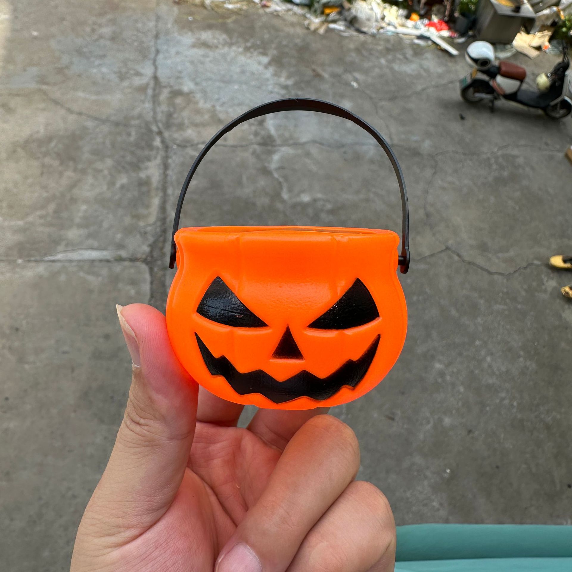 Jarra de calabaza de Halloween Festival fantasma decoración calabaza cubo 18cm con tapa triángulo ojos calabaza linterna