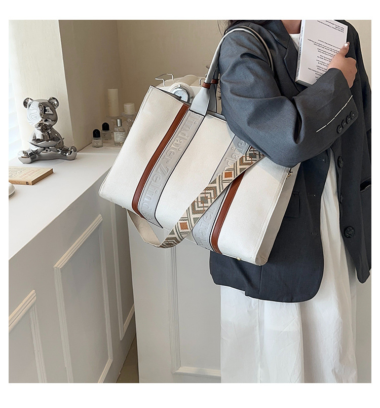 Retro Women's Tote Bag Large Capacity Colour Block Shoulder Bag_voghion.com
