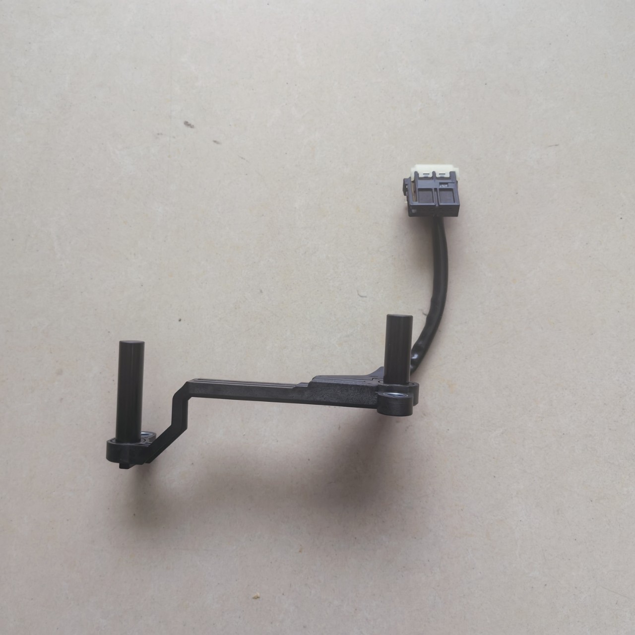 Car transmission speed sensor, suitable for 42620-3B101, 426203B101, 42620-3B100