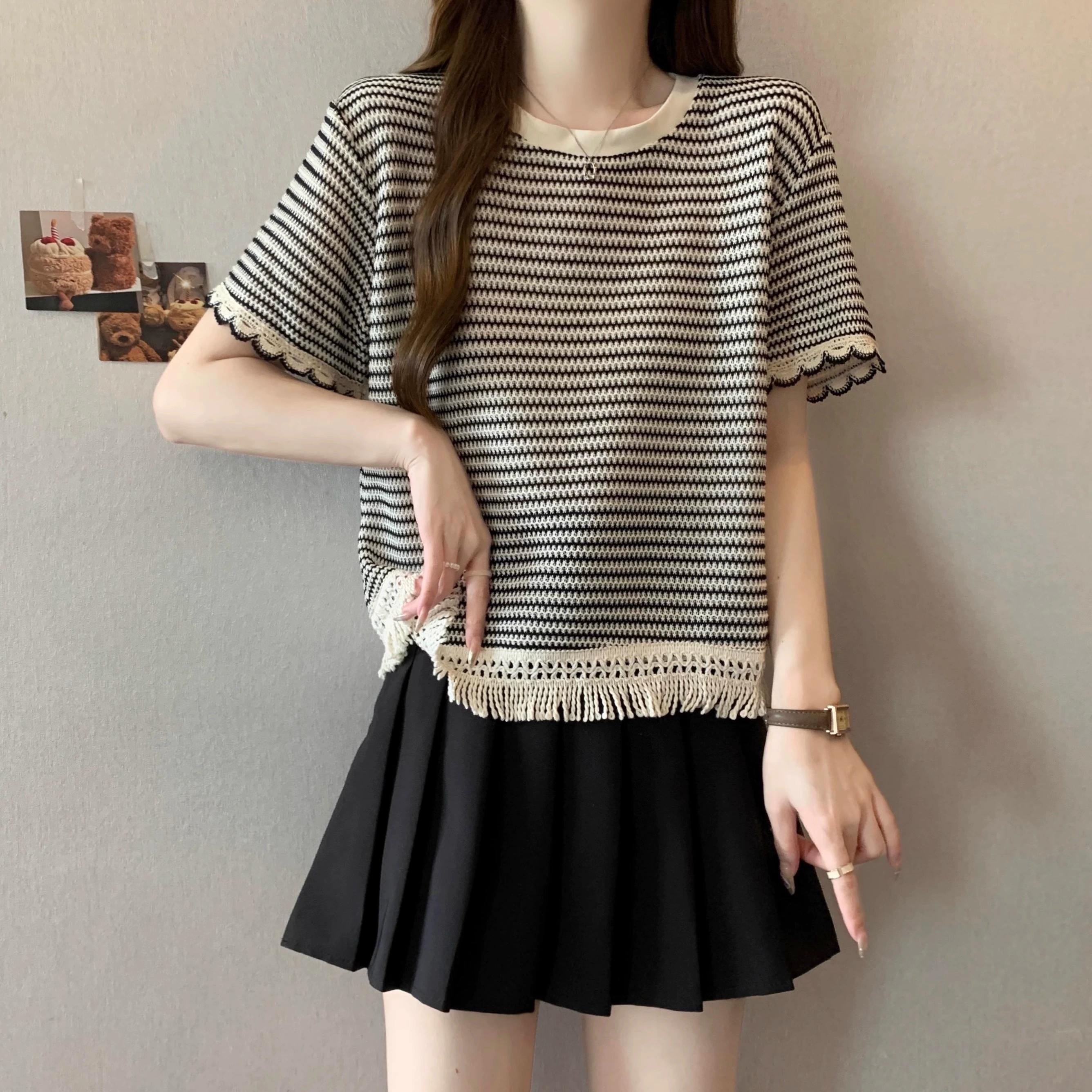 Полосатая женская футболка из ледяного шелка с короткими рукавами, летняя, больших размеров, утягивающий дизайн с кисточками, стильный топ в европейском стиле.