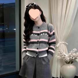 学院风撞色条纹针织开衫女秋冬软糯雪花刺绣宽松慵懒风毛衣外套