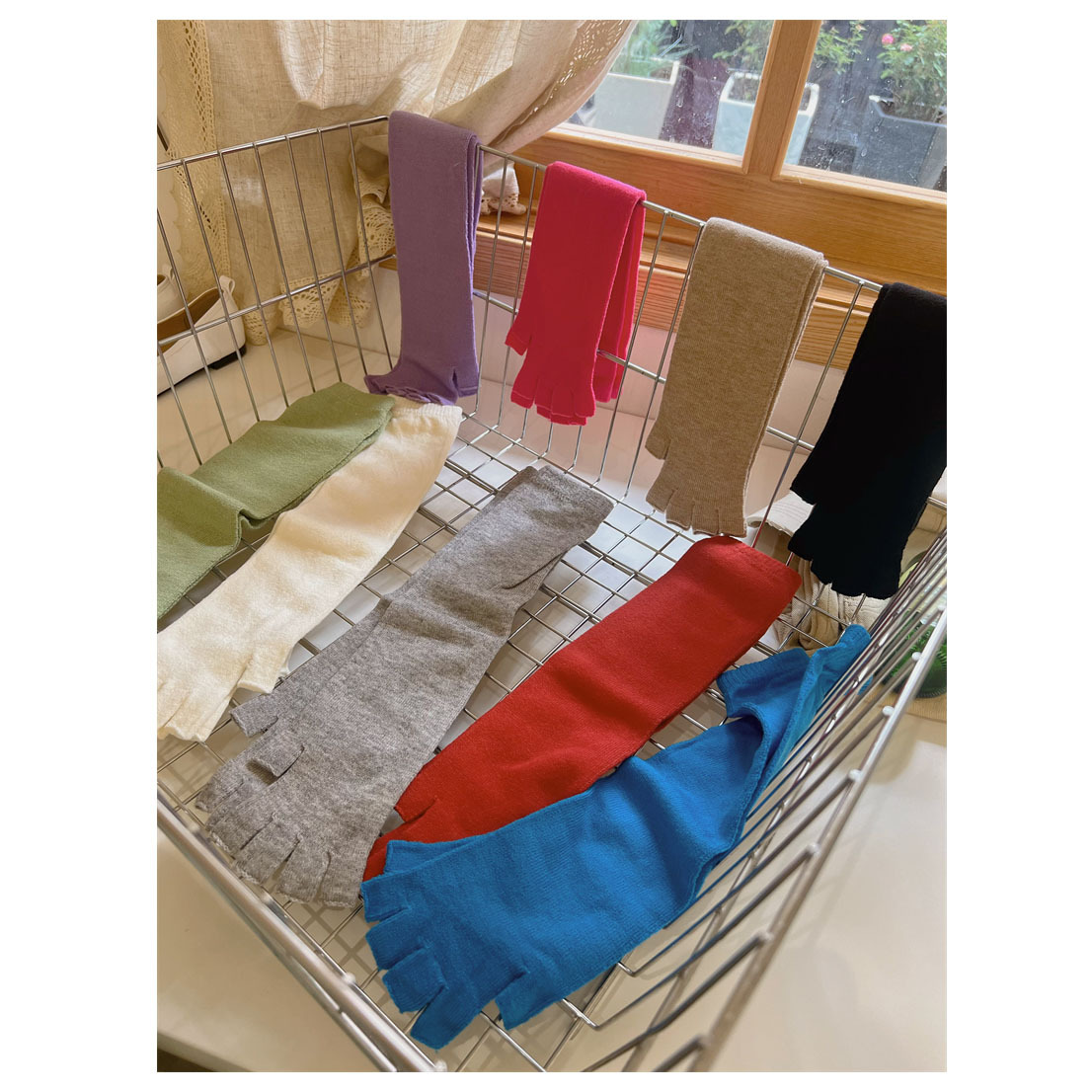 Multicoloured brand universal gloves