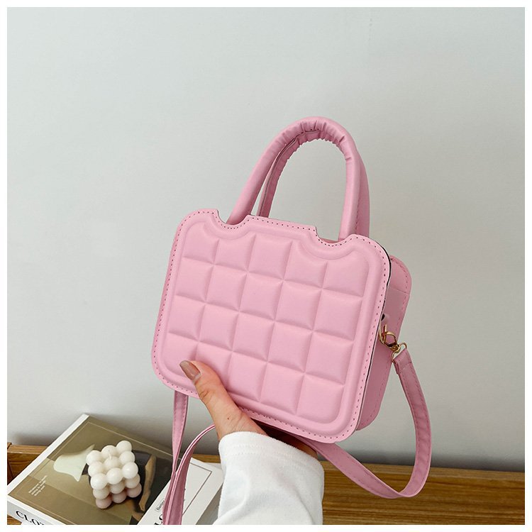 Solid Colour Checkered Crossbody Bag Retro French Shoulder Saddle_voghion.com