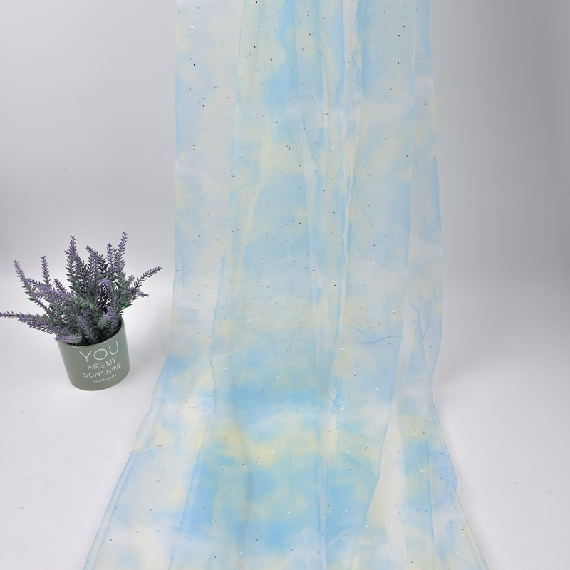 新款厂家直供米兰网扎染印花亮片网纱网布夏季纱裙连衣裙女装面料