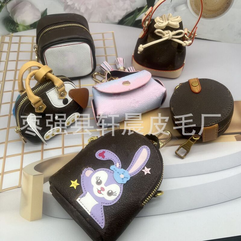 New Coin Purse Kt Cat Key Bag Pillow Lipstick Cosmetic Bag Bucket Round Cake Fashionable Cute Crossbody Chain Bag