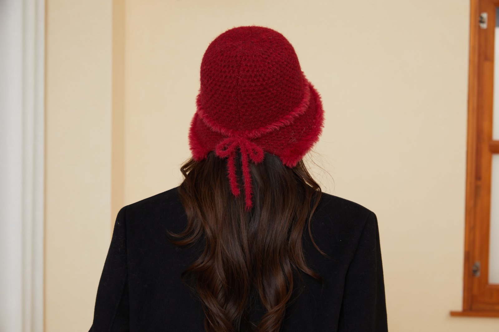 Versione coreana Visone Veet Protezione per le orecchie Fessura Donna Autunno Inverno Caldo Casual Versatile Viso Dimagrante Maglia Pescatore_voghion.com