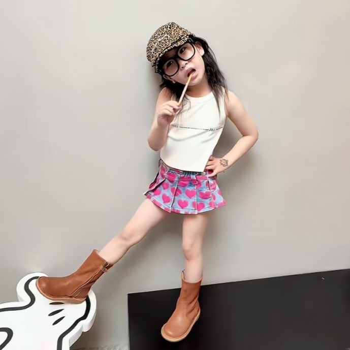 Niñas 2025 ropa de verano nueva dopamina impresa amor vaqueros falda corta de mujer tesoro personalidad torso de moda