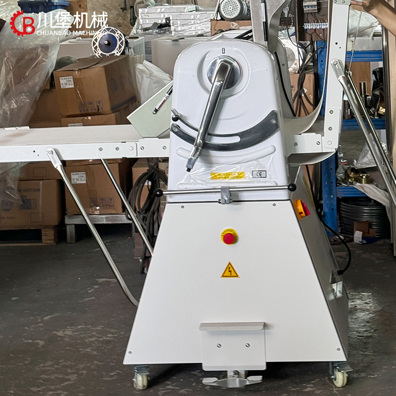 Baichuan Directly Supplies 520 Vertical Fully Automatic Pastry Machine, Oil-Soaked Pastry Machine, Pastry Machine, Low Noise and Not Easy to Wear