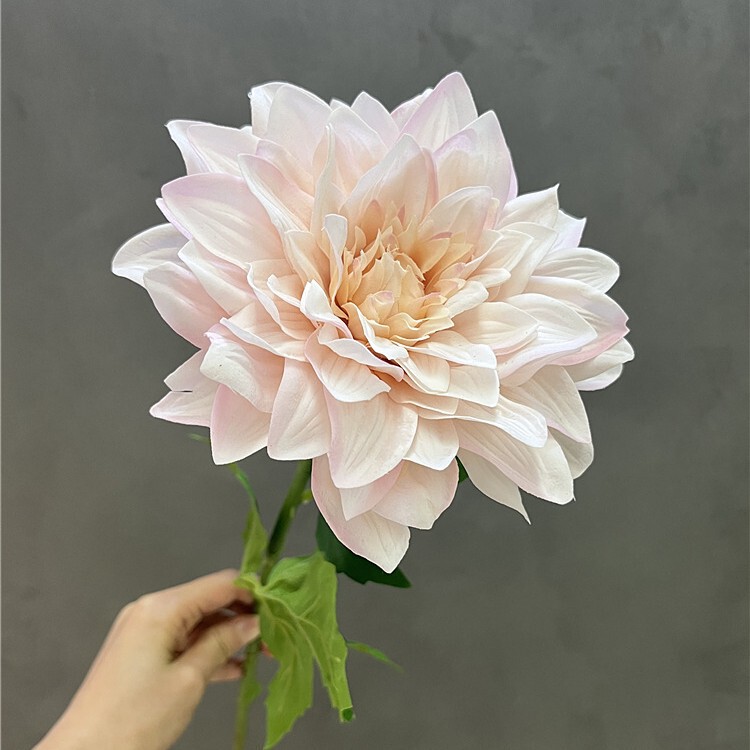 模造花手触り保湿ダリア造花結婚祝い飾り客間食卓に絹布花芸生け花を置く|undefined