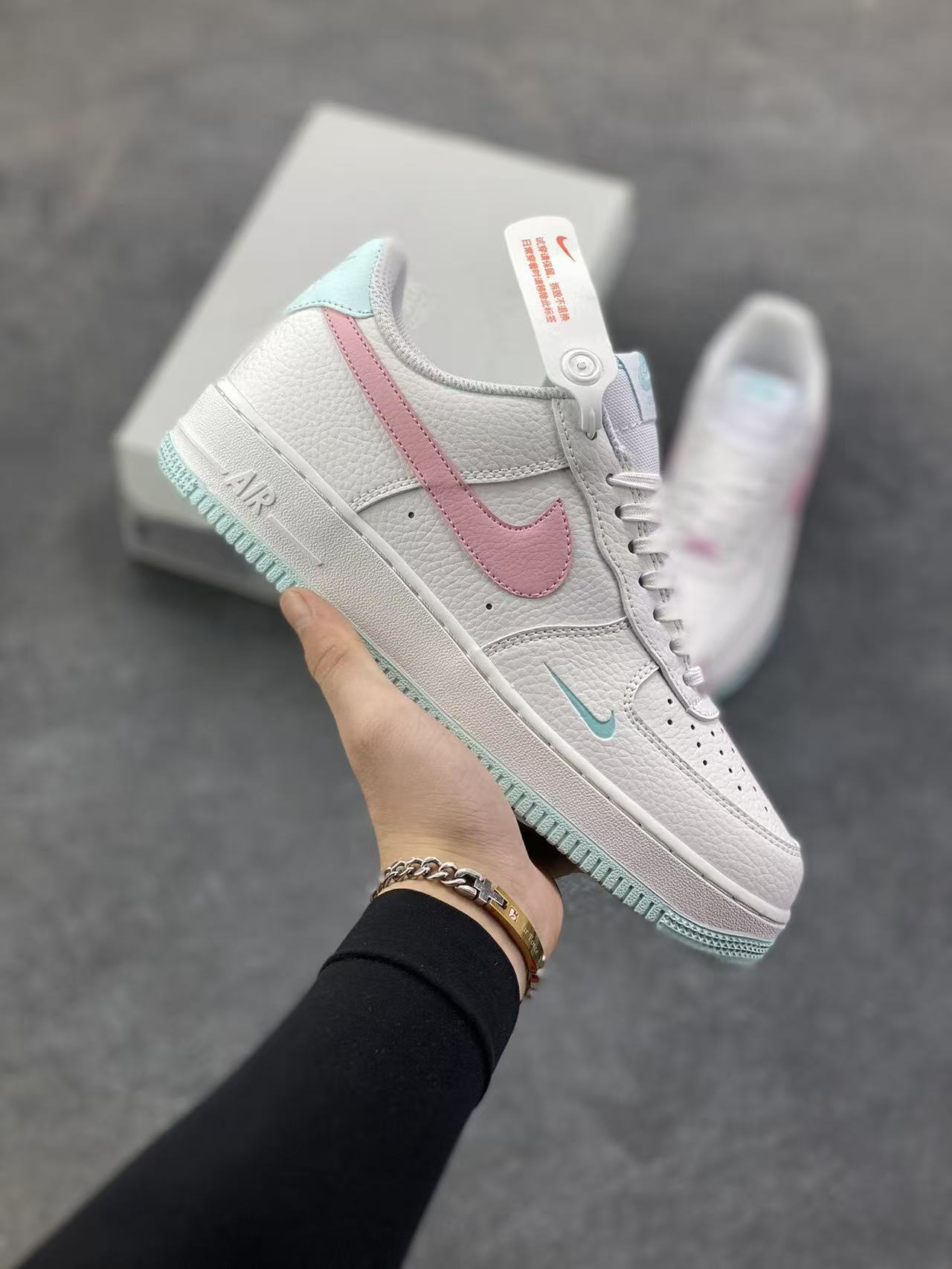 Zapatos de comercio exterior transfronterizo Putian AF1 Fuerza Aérea No. 1 blanco puro negro puro zapatos de patina baja para hombres y mujeres zapatos deportivos casuales