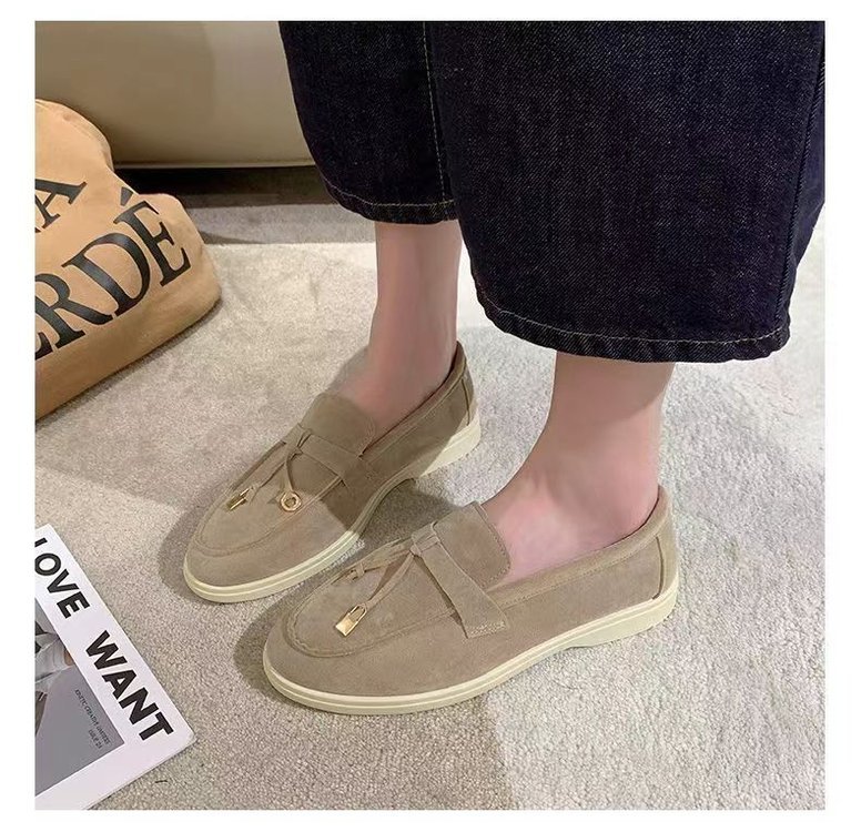 Women's Casual Solid Color Round Toe Casual Shoes display picture 9