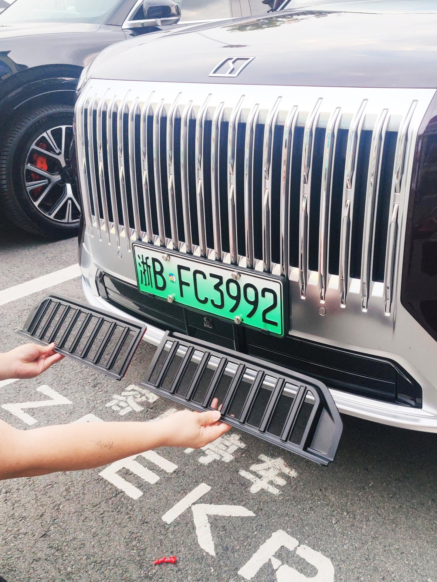 Suitable for 26 models of Zeekr 8X, insect-proof net for front grille, dust-proof net, air intake protection cover, anti-catnip modification