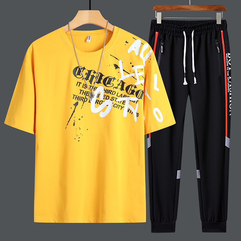 Traje deportivo de manga corta de moda juvenil de verano 2025 pantalones de camiseta sueltos