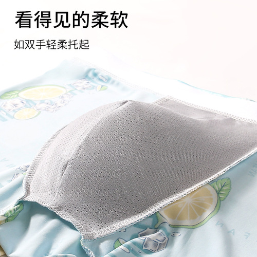 Men's ice silk antibacterial inner briefs, large size printed flat-bottom shorts, men's large size breathable and cool fourcorner shorts head