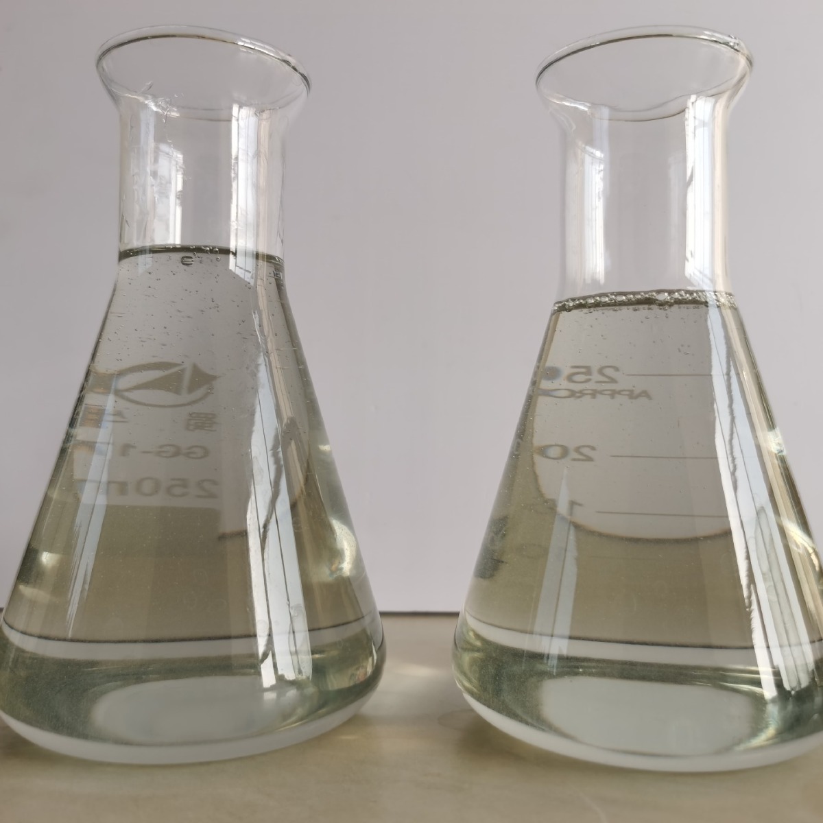 厂家供应工业级硅酸钾钠2：1型号钾钠水玻璃，焊条粘结剂高含量