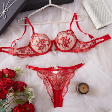 �羳�W�����R�d�Ը��L��Ȥ����Ů�������Q���uͨ�̽��۔n�W�����b