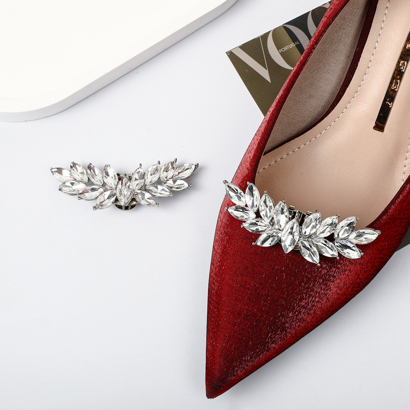 New cross-border wedding shoes high heels wedding shoes accessories European and American decorative clip DIY detachable rhinestone shoe buckle upper