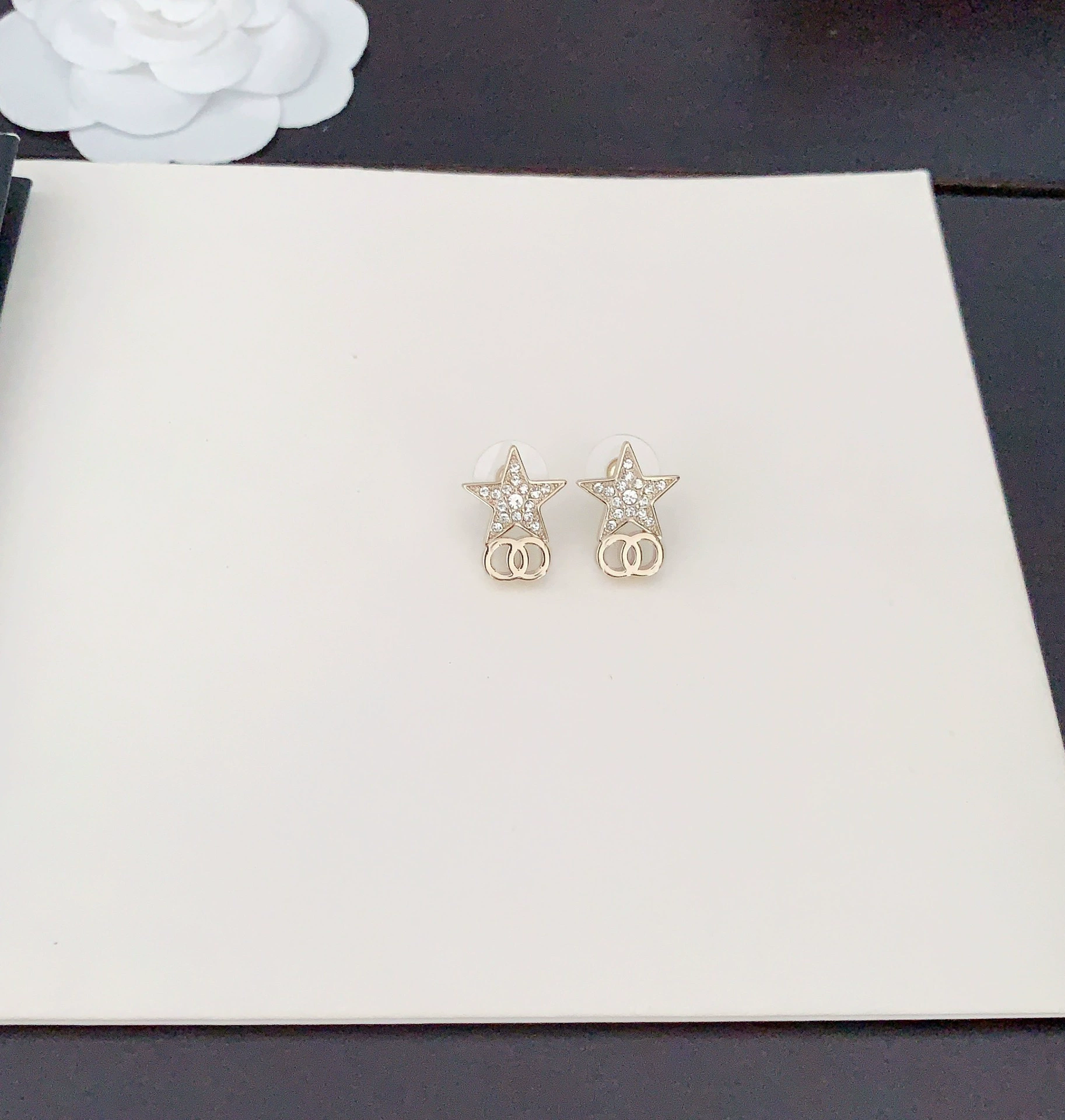 Серьги с литерами, европейский стиль, инкрустированные diamonds