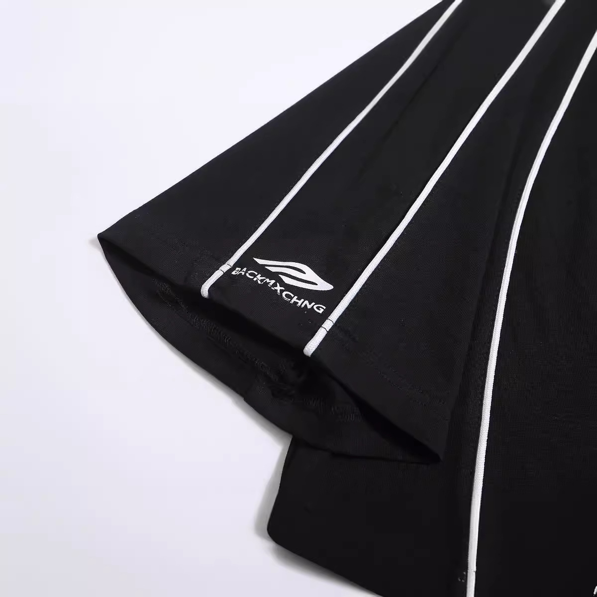 Ameerika kiri meeste suvisele uuele tänavamustriga hiphop-disainile, spordipalli dressipluusile, lühikeste varrukatega T-särgile_voghion.com