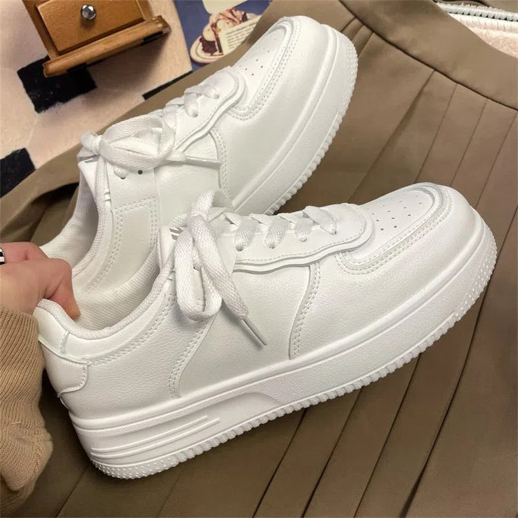 solid color low casual white sneakers for students