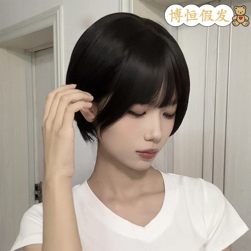 Peluca Bobo Cabeza Corto Cabello de mujer Cabello completo Cabello natural Moda cara redonda Clavícula Cabello Aire flequillo Funda de peluca