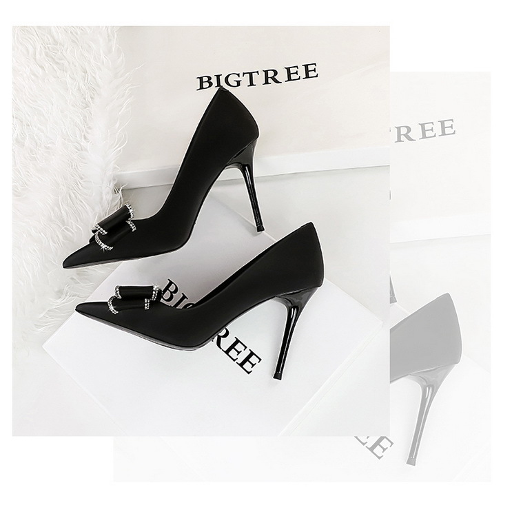 High Heels Stiletto High Heels Damenschuhe flacher Schnitt Pointe Strass Bogen Einzelschuh Damen_voghion.com