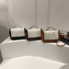 �羳С�����ٴ�͹����ë�R������Ů2026�߼��Еr�Іμ�б���