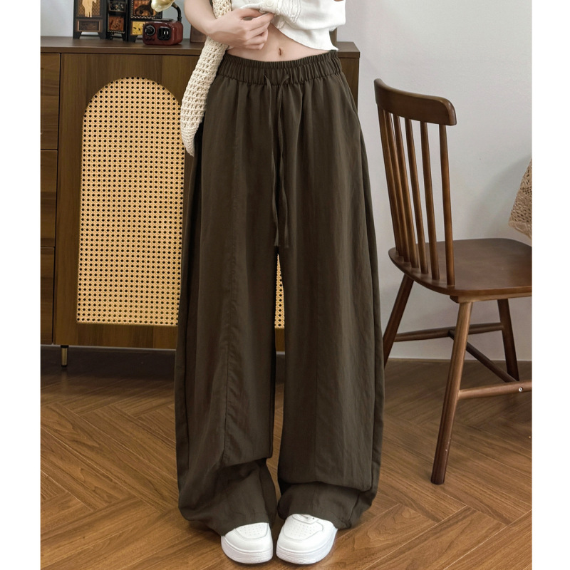 Coffee-Colored Milk Silk Wide-Leg Pants for Women, Summer Thin Style, 2026 New Model, Loose and Lazy, Ice Silk Quick-Dry Sports Pants Coffee-Colored Milk Silk Wide-Leg Pants for Women, Summer Thin Style, 2026 New Model, Loose and Lazy, Ice Silk Quick-Dry Sports Pants