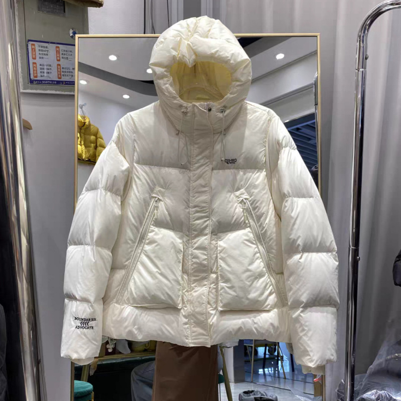 2025 Winter New Embroidered Letter Trendy Down Jacket for Women with Large Pockets, Hooded, Thickened, Warm, White Duck Down Coat 2025 Winter New Embroidered Letter Trendy Down Jacket for Women with Large Pockets, Hooded, Thickened, Warm, White Duck Down Coat