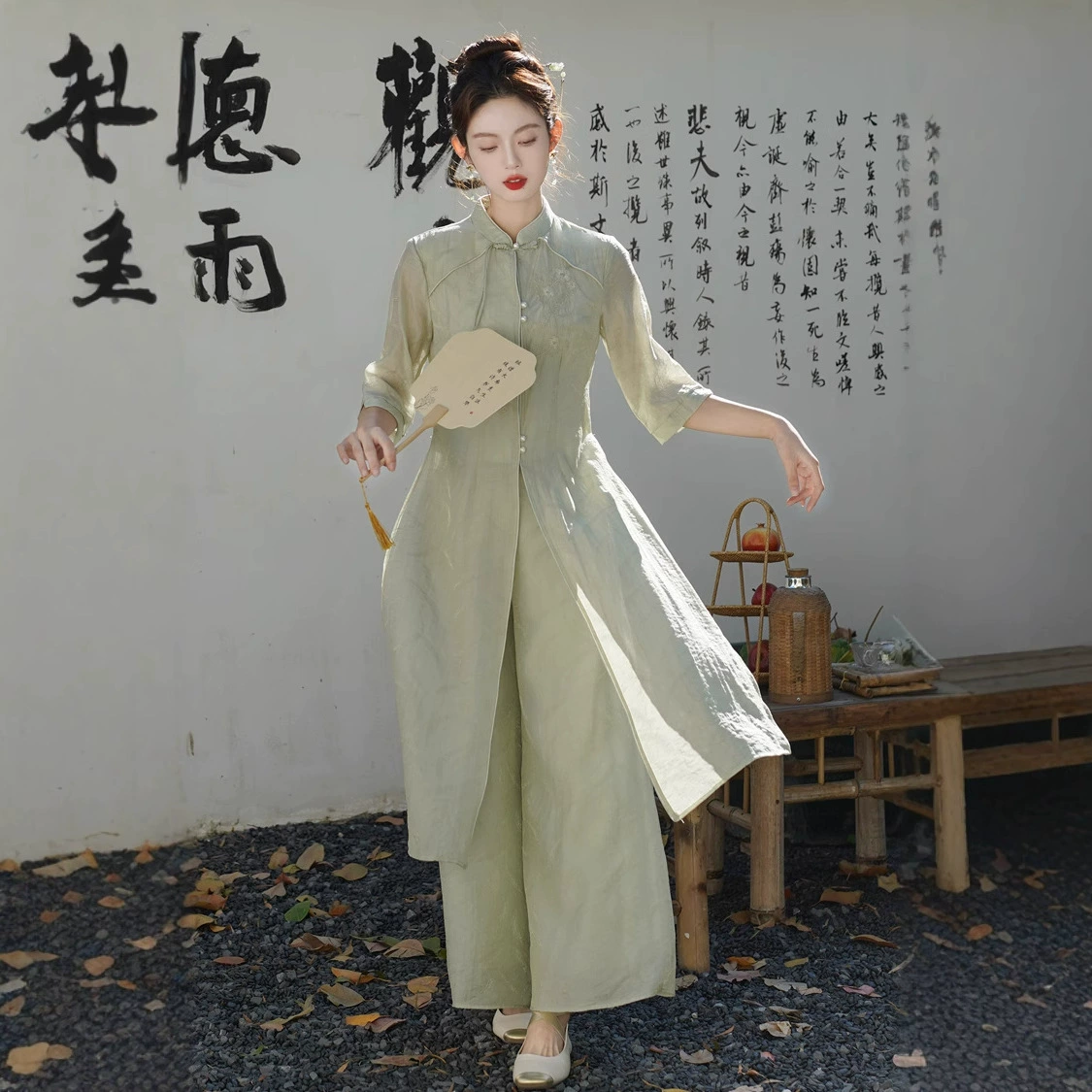 Новый комплект платья ханьфу в китайском стиле для женщин, улучшенная версия чонсама с китайскими элементами, женский чайный костюм дзен в национальном стиле, рабочая одежда.